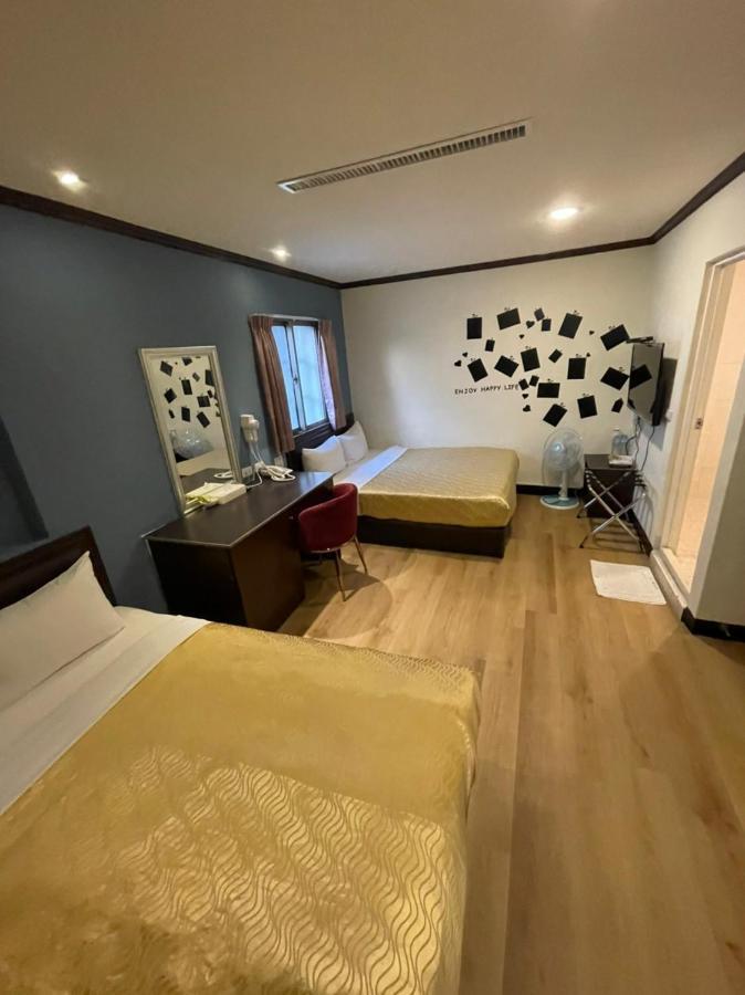 Holiday Business Hotel T'ai-tung Eksteriør billede