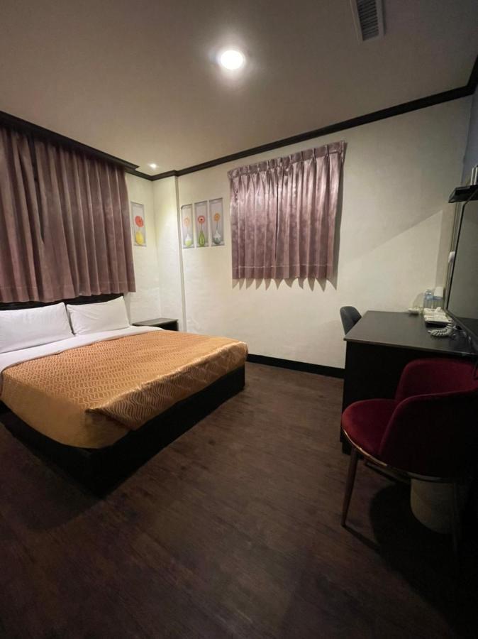 Holiday Business Hotel T'ai-tung Eksteriør billede